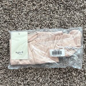 Kyte BABY Pale Pink Infant Sleep Sack - Zip Closure